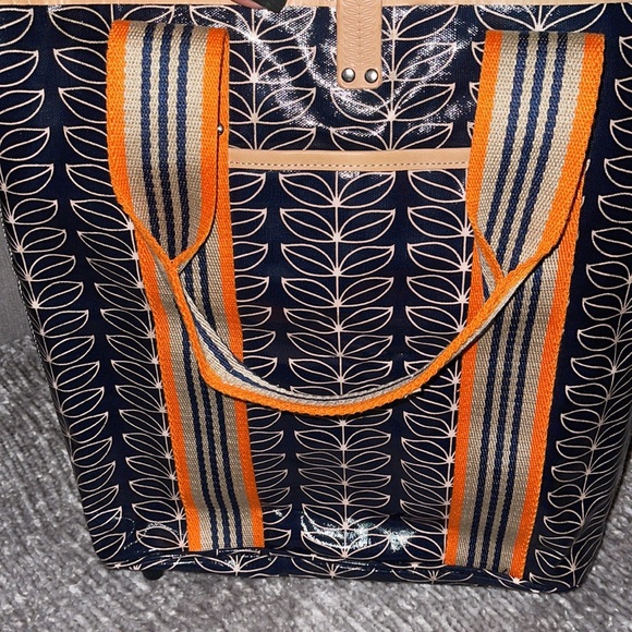 Rachel Ray Patent Leather Tote - Picture 5 of 8